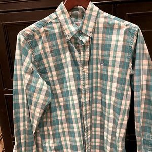 Mens large southern tide button down shirt.